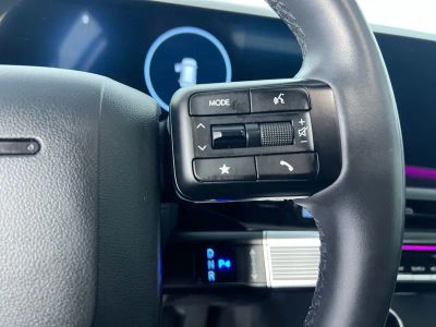 2025 Hyundai Santa Fe — photo 17 view