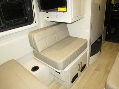 2026 Thor Motor Coach SANCTUARY - Photo 8