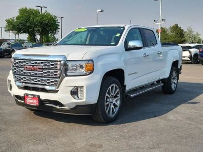 2022 GMC Canyon — interior view