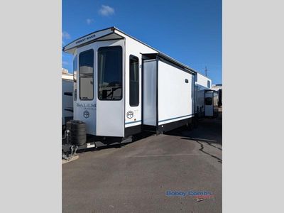 2026 Forest River RV Salem Grand Villa - Photo 3