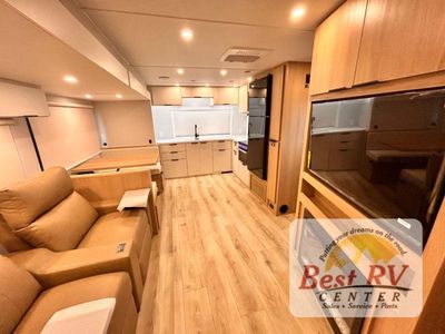 2026 Winnebago Thrive - Photo 10