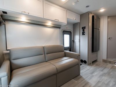 2026 Thor Motor Coach Four Winds - Photo 8
