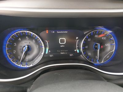 2023 Chrysler Pacifica — photo 14 view