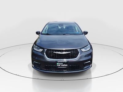 2023 Chrysler Pacifica — side profile view