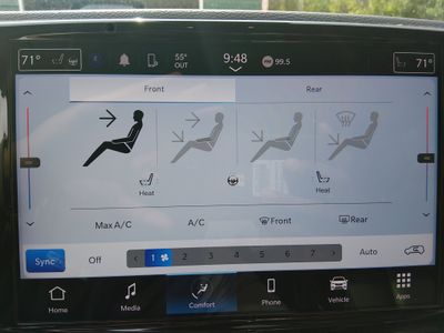 2023 Chrysler Pacifica — photo 18 view