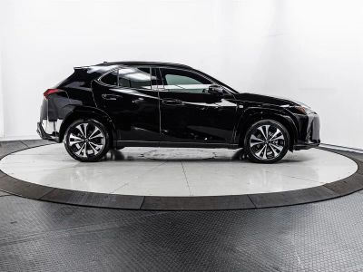 2025 Lexus UX - Photo 13