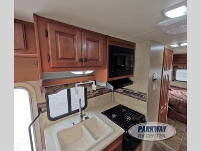 2012 Thor Motor Coach Freedom Elite - Photo 15