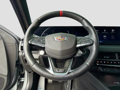 2025 Cadillac CT5-V — photo 38 view