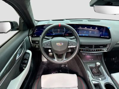 2025 Cadillac CT5-V — photo 16 view