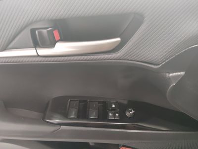 2025 Toyota Camry — photo 16 view