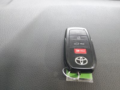 2025 Toyota Camry — photo 15 view