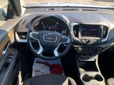 2020 GMC Terrain — detail view