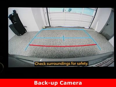 2023 Toyota Highlander FWD - Photo 21