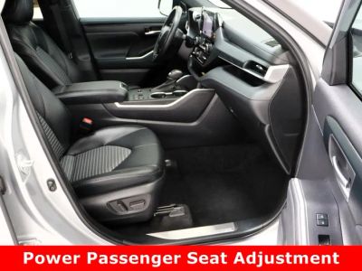2023 Toyota Highlander FWD - Photo 41