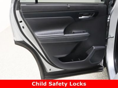 2023 Toyota Highlander FWD - Photo 28