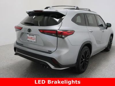 2023 Toyota Highlander FWD - Photo 7