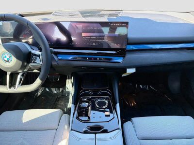 2026 BMW 5 Series — photo 20 view