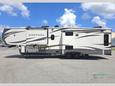 2017 Keystone RV Montana — interior view