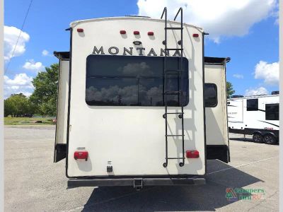 2017 Keystone RV Montana — engine compartment view