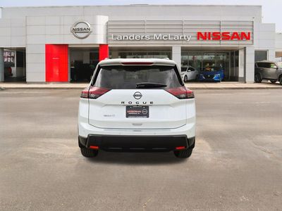 2026 Nissan Rogue - Photo 4