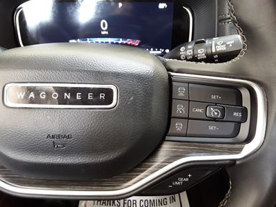 2023 Jeep Wagoneer L - Photo 31