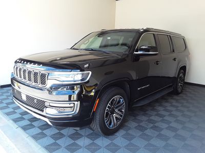 2023 Jeep Wagoneer L - Photo 3