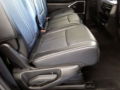 2023 Jeep Wagoneer L - Photo 10