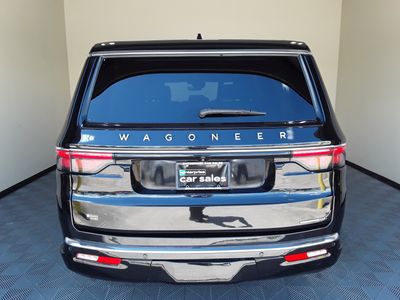 2023 Jeep Wagoneer L - Photo 17