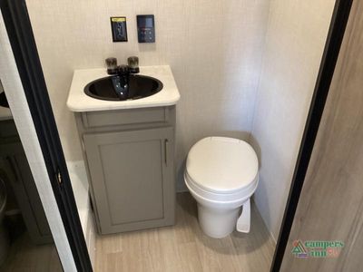2026 Keystone RV Hideout — photo 41 view