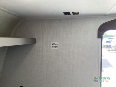 2026 Keystone RV Hideout — photo 38 view