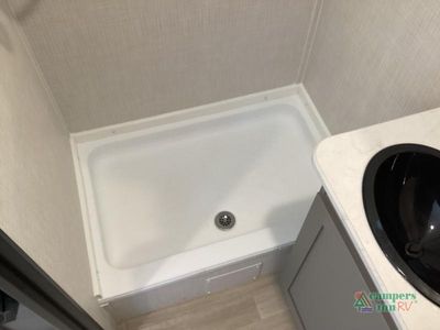 2026 Keystone RV Hideout — photo 45 view