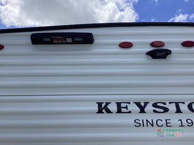 2026 Keystone RV Hideout — photo 15 view