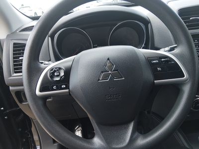 2025 Mitsubishi Outlander Sport - Photo 12