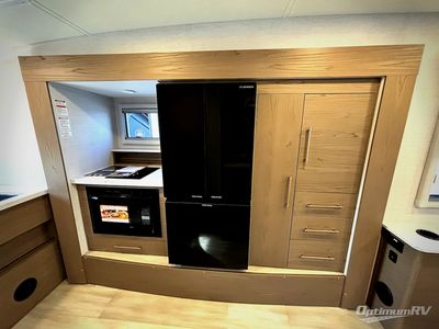 2026 Grand Design Serenova - Photo 7