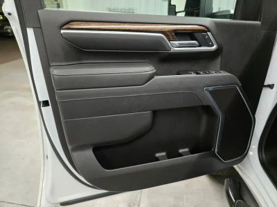 2025 GMC Sierra 2500HD — photo 17 view