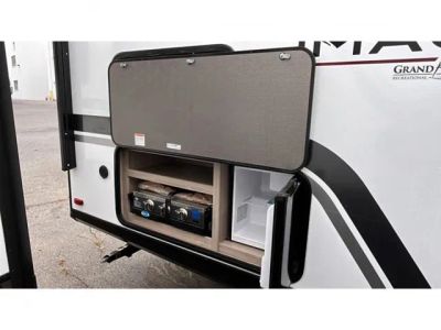 2026 Grand Design Imagine XLS - Photo 8