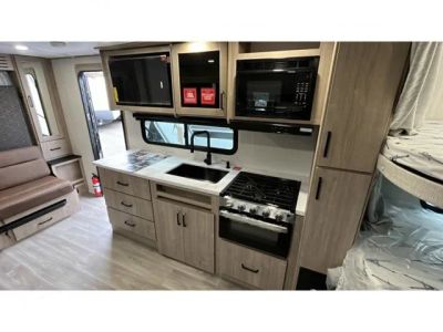 2026 Grand Design Imagine XLS - Photo 14