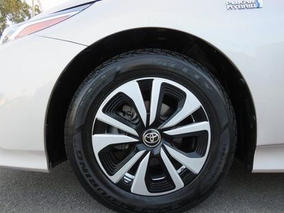 2019 Toyota PRIUS PRIME - Photo 6