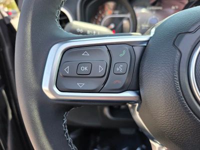 2026 Jeep Wrangler — photo 18 view