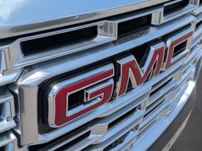 2026 GMC Yukon — detail view