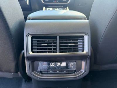 2026 Volkswagen Atlas — photo 8 view