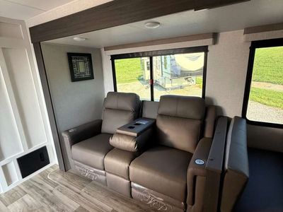 2025 Venture RV Stratus - Photo 9