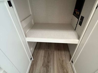 2025 Venture RV Stratus - Photo 24