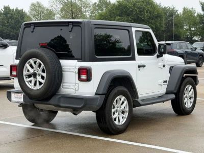 2023 Jeep Wrangler - Photo 4