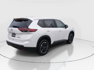 2024 Nissan Rogue — photo 7 view