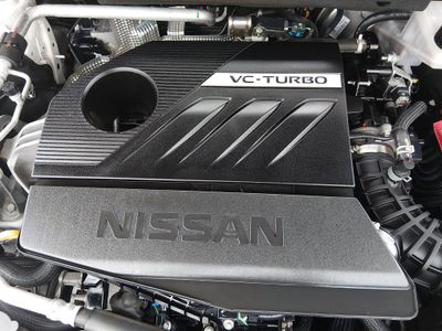 2024 Nissan Rogue — photo 9 view