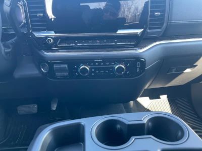 2026 GMC Sierra 1500 — photo 13 view
