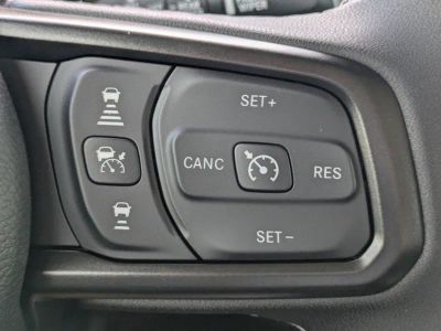 2026 Jeep Wrangler — photo 17 view