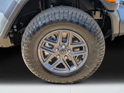 2026 Jeep Wrangler — photo 9 view