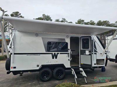 2026 Winnebago Micro Minnie - Photo 2